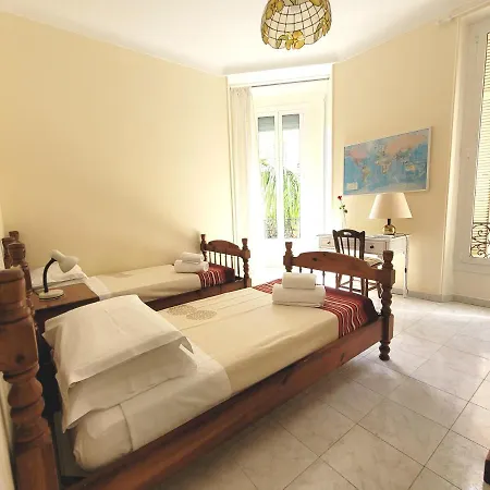 Monaco Vintage Apartment